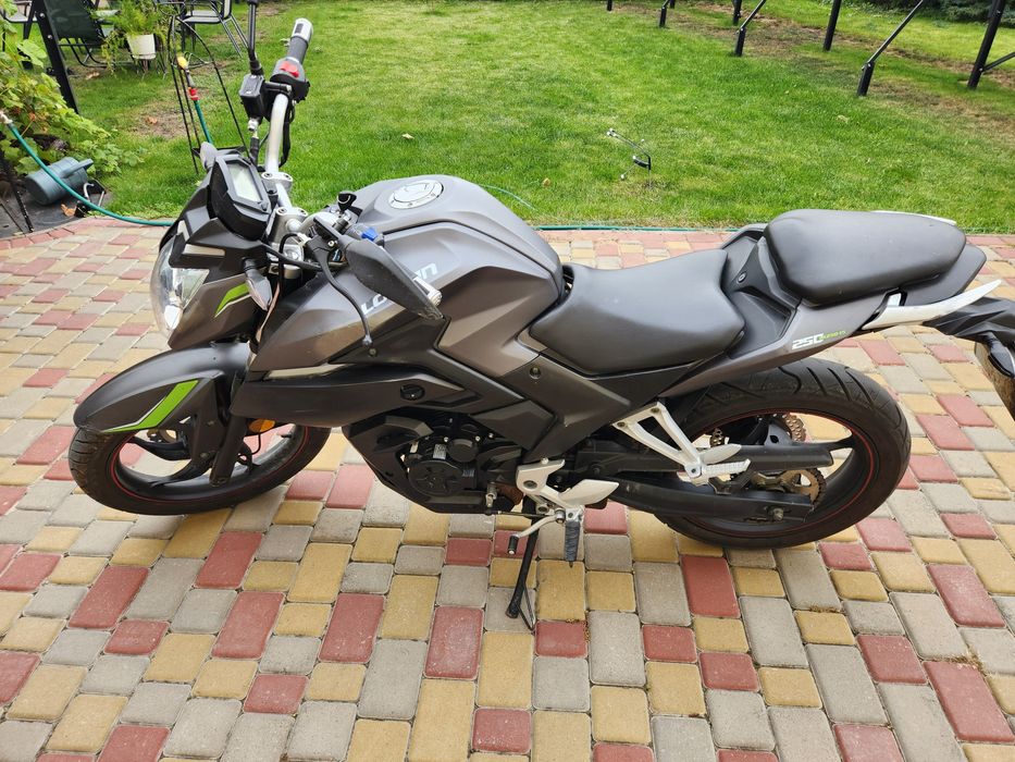 Loncin CR4 мотоцикл