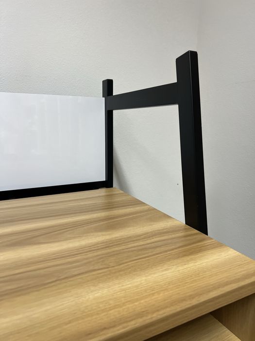 Secretária c/ Quadro Branco Magnético