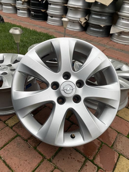 Диски R16 5-110 6.5J ET37 DIA65.1мм. GM OPEL
