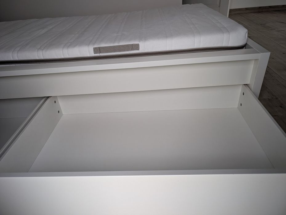 Łóżko IKEA Malm  90/200
