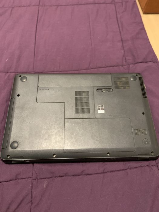 Compaq Laptop64740689094785123