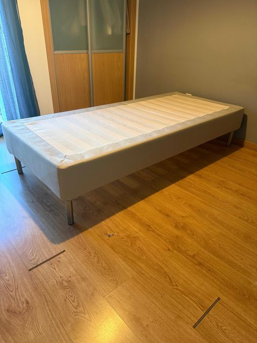 Cama Solteiro IKEA