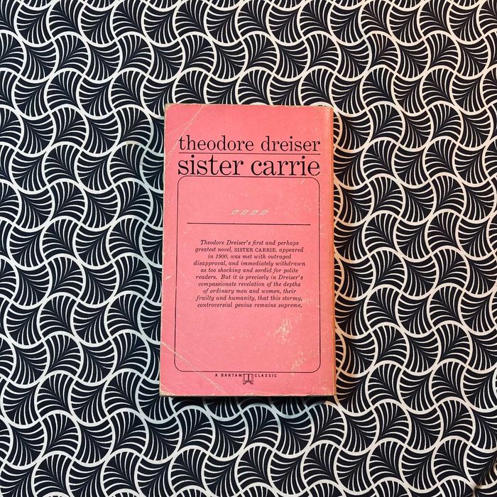 Sister Carrie - Theodore Dreiser
