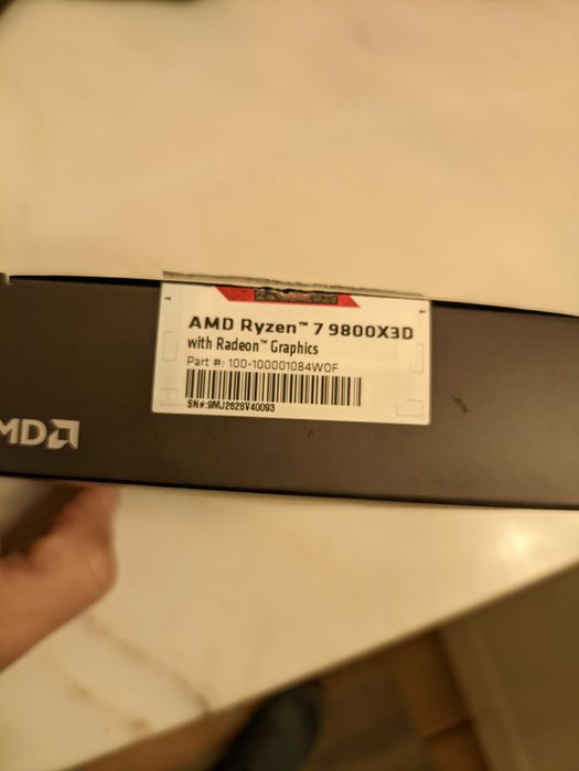 AMD Ryzen 7 9800X3D