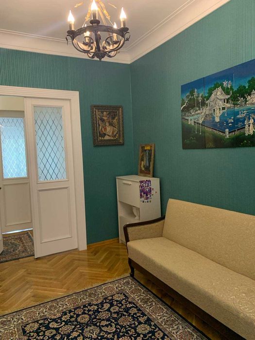 продам 3 кімнатну, Печерські Липки, Центр, Шовковична 13/2  Газ, Ліфт