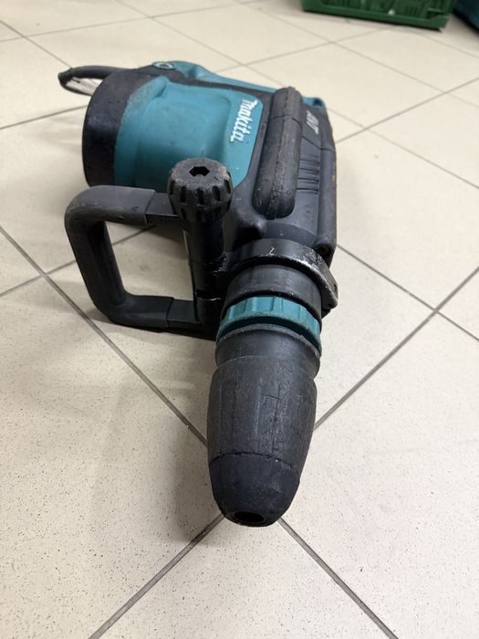 HM1213C młot Makita używany sprawny