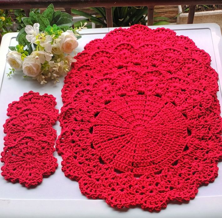 Conjunto com 4 Sousplat  de croche e 4 Porta copos