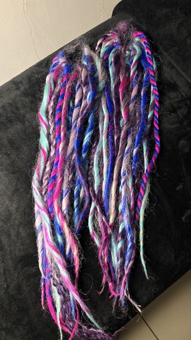 Шиньон де дреды канекалон