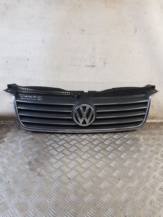 Grill Atrapa 3B0853651L Vw Passat B5 Lift 02R-