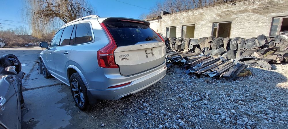Фонарь Volvo xc90 вольво Хс90 розборка лихтар