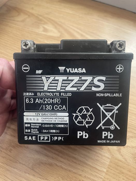 Мото акумулятор Yuasa 6СТ-6 AGM YTZ7S