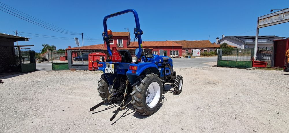 Tractor/Trator Dong Feng DF 304-Arco