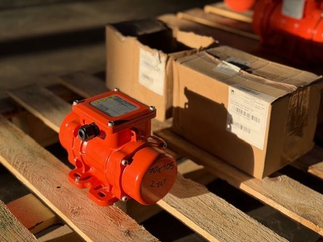 OLI VIBRA silnik wibracyjny do kosza 1.30 kw