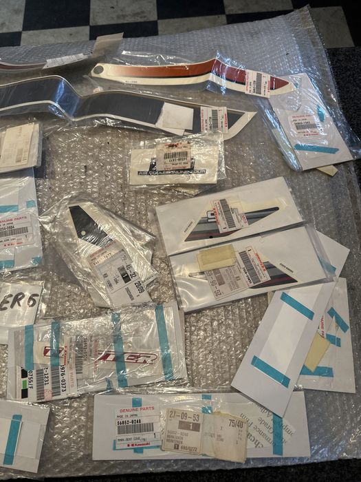 ラマ LZS749AKC604A1 by Exmark - Lazer Z S-Series | Western Auto