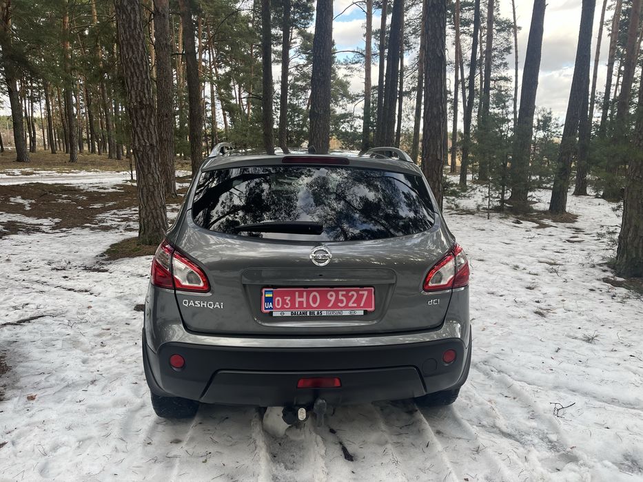 NISSAN Qashqai 2012