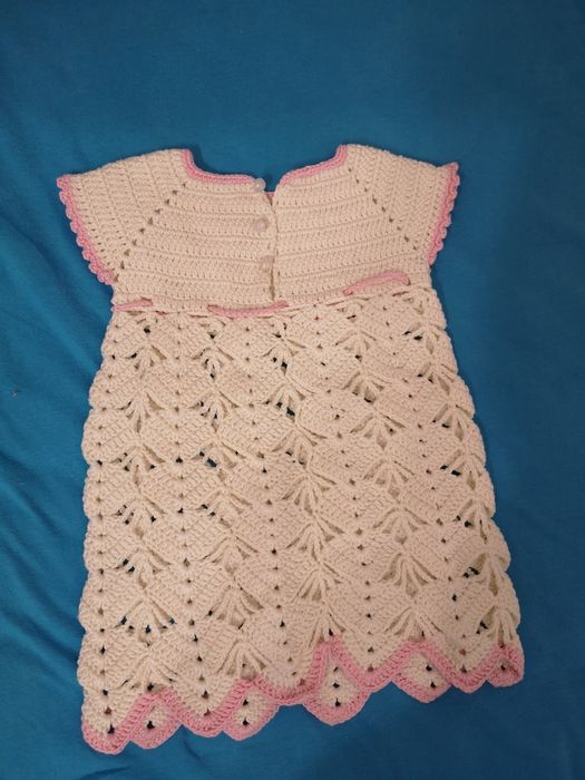 Sukienka do chrztu na szydelku
