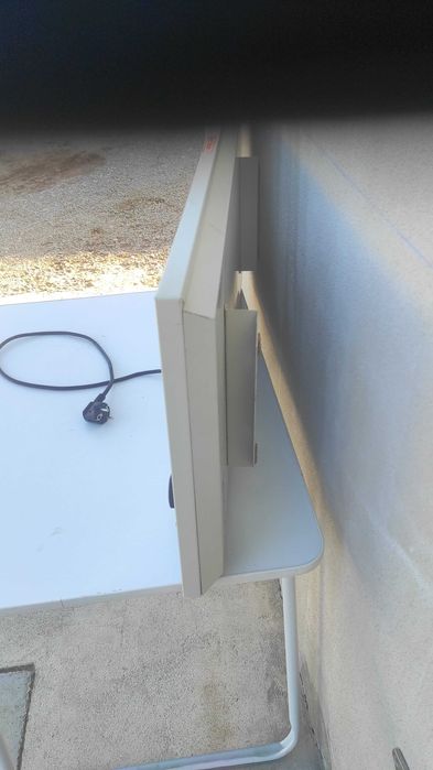 Aquecedor Elétrico de Parede com termostato