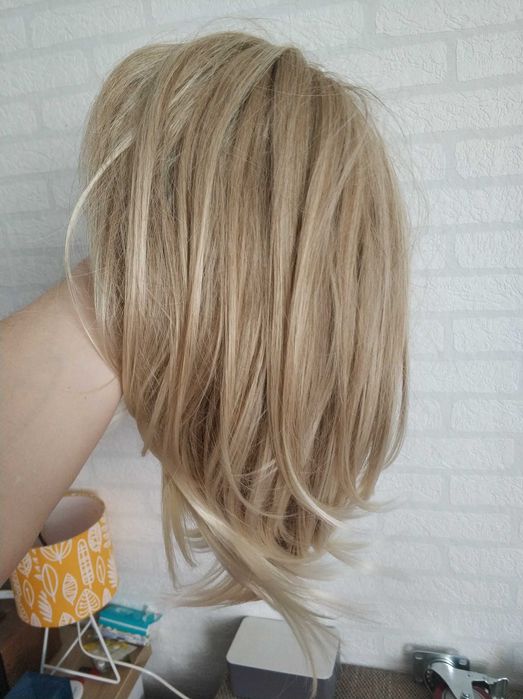 Peruka Jasny Blond włosy krótkie damskie 1 1 Nowe włosy z grzywką