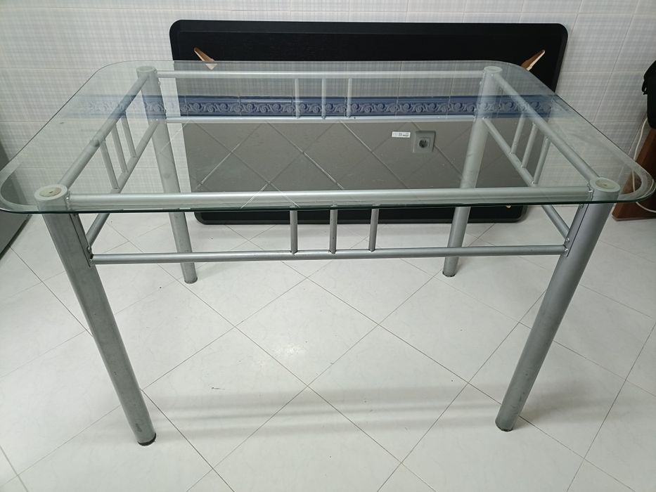 Vendo mesa de vidro