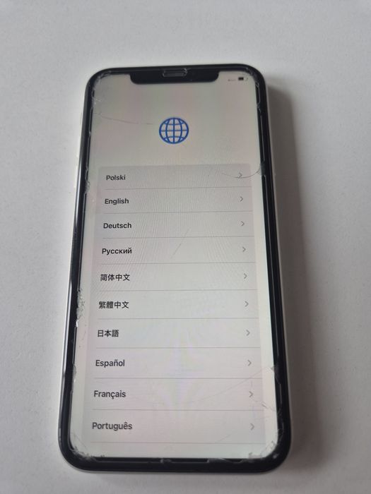 Smartfon APPLE iPhone 11 64GB 6.1"