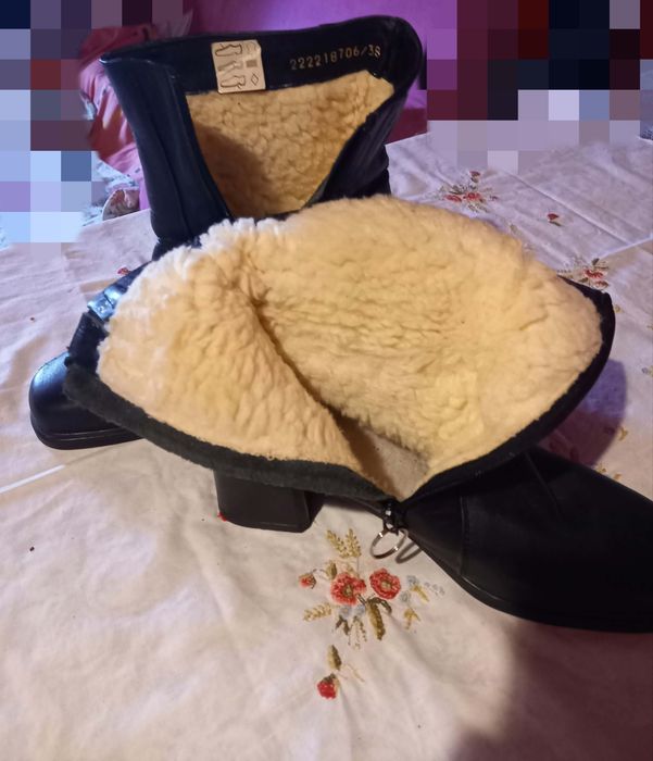 Buty skórzane ocieplane 38