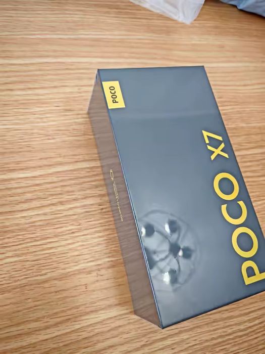 Xiaomi Poco X7 8+256 12+512GB 6.67" 120Гц Dimens 7300U NFC IP68