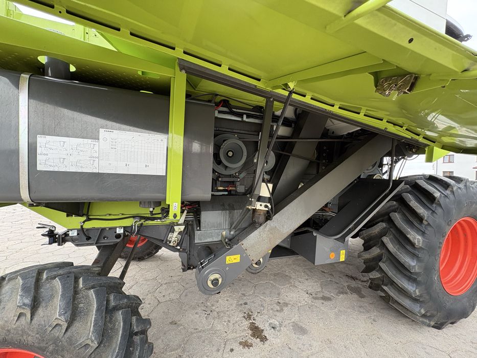 Claas Avero 160