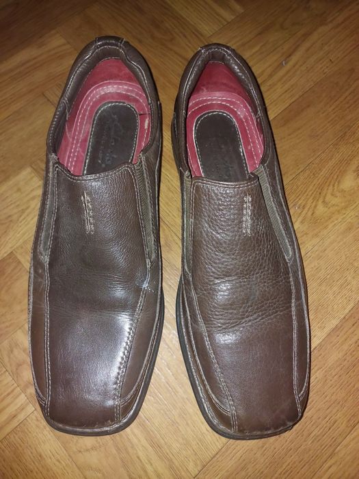 Якісні шкіряні туфлі Clarks