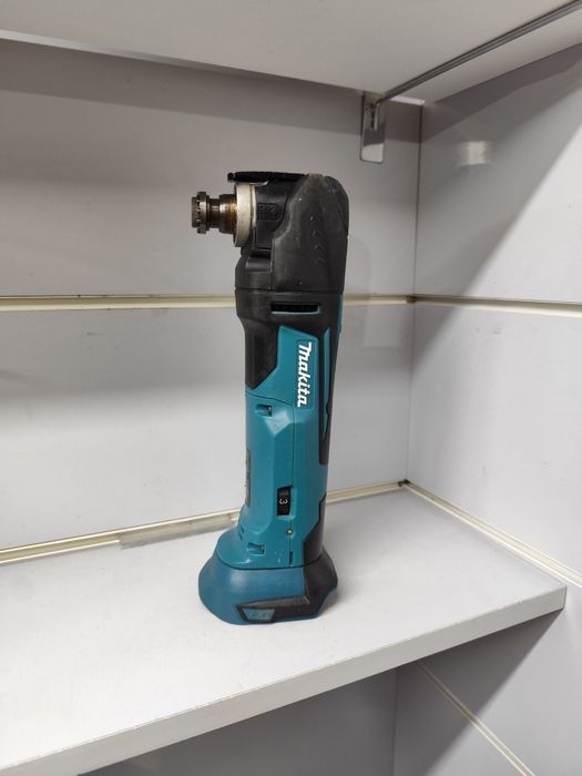 Makita DTM51 акумуляторний реноватор Макіта оригінал