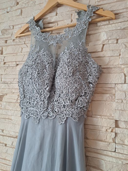 Suknia balowa studniówka z cekinami