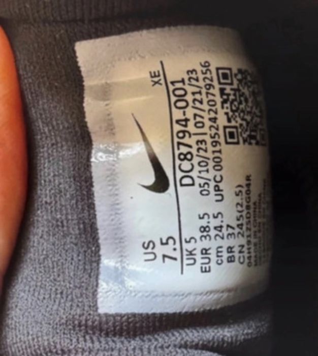 Nike Pegasus Trail 5 Gore-Tex Like New.
