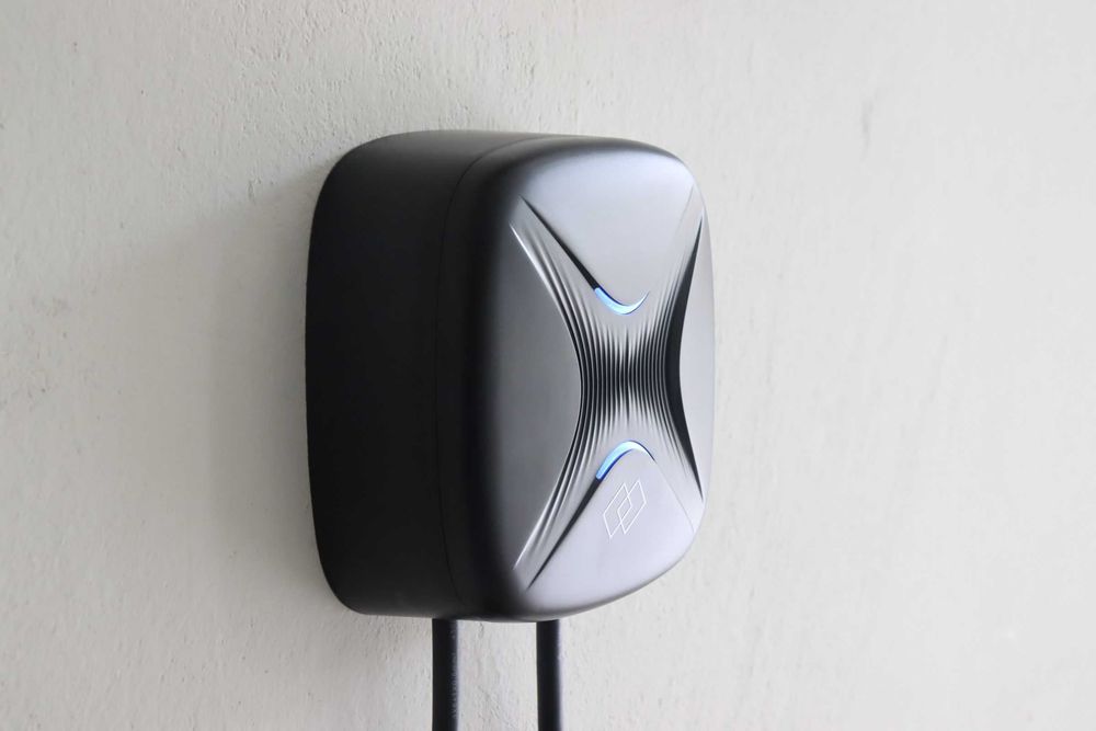 Wallbox Inteligente 7/11/22kW para Carregamento de Veículos Elétricos