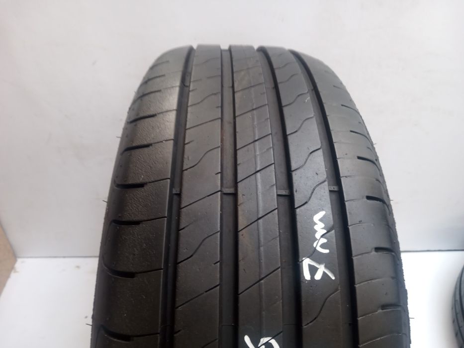 Opona letnia 215/60R16 Goodyear Eficientgrip performance 2  2023r