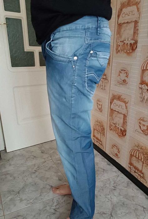 Молодіжні, стильні, дуже легкі, чоловічі джинси Ock-UP. 32р.