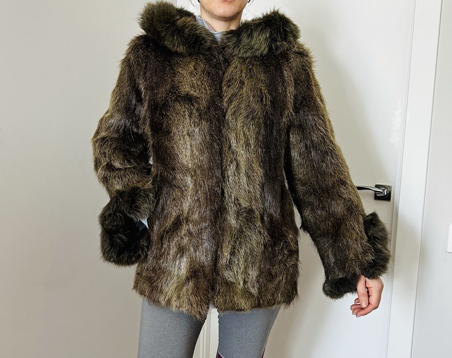Шуба з хутра нутріі