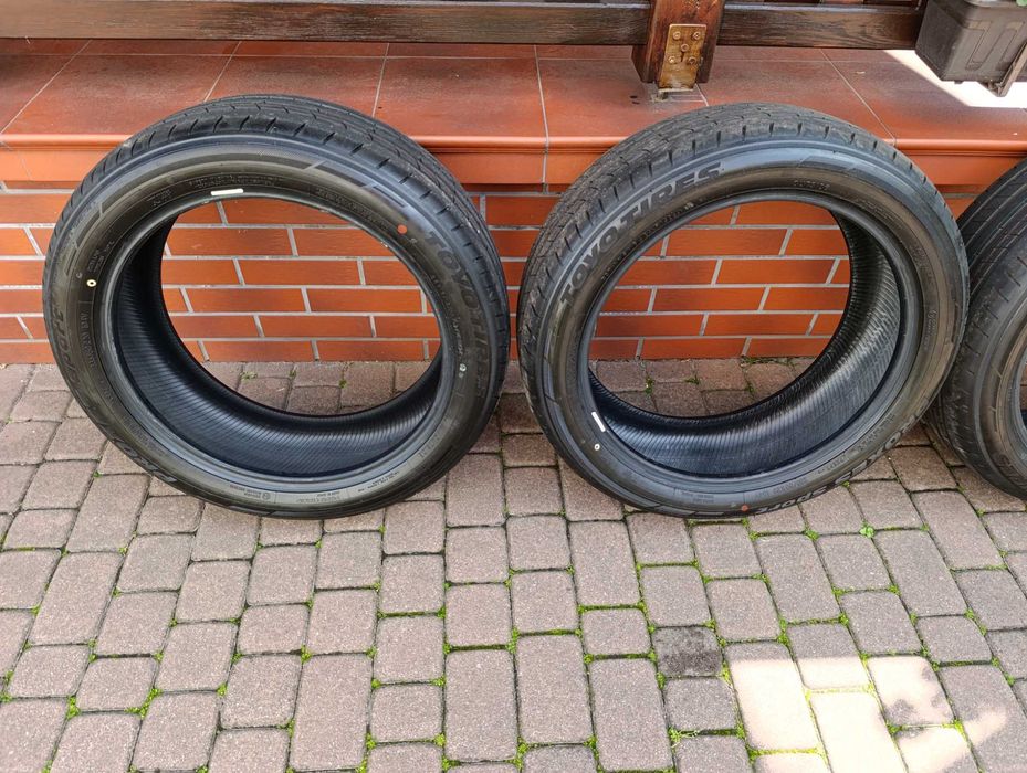 komplet letnich opon TOYO Proxes Sport 235/50/R20