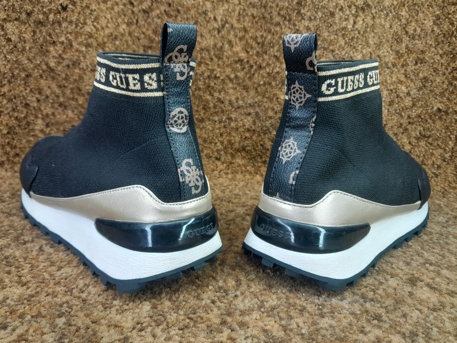 Жіночі кросівки-чулки оригінал Guess Saizia 41 розмір.