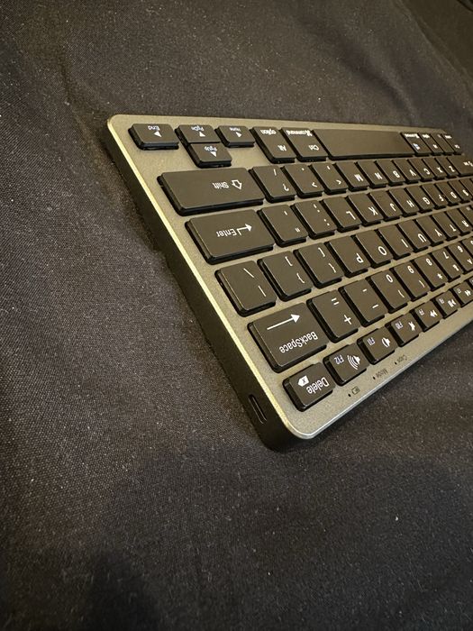 Бездротова клавіатура Space Gray | Bluetooth 5.0 | 2,4G для ПК Macbook TV iPad Android Windows Apple | беспроводная клавиатура для мак