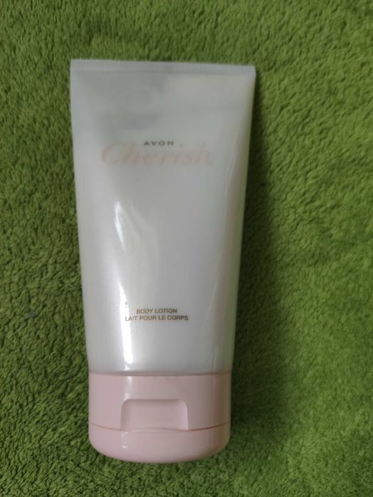 Avon cherish perfumowany balsam do ciała