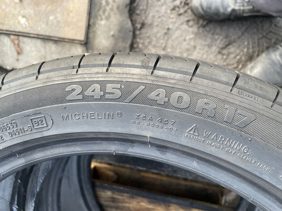 Продам літню пару коліс 245/40/17
