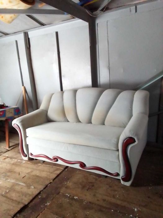 Канапе мебельной фабрики " Прогресс."