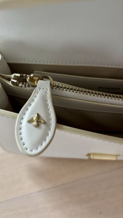 Skórzana torebka Pinko