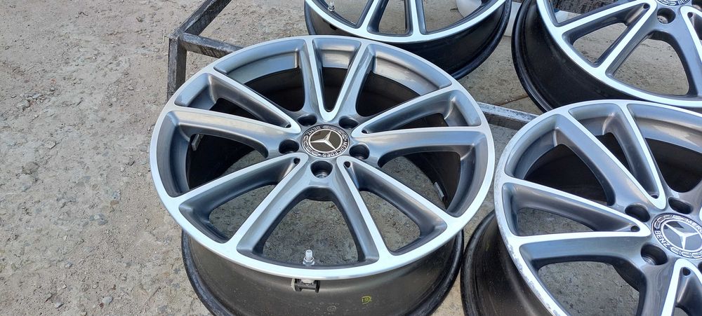 Диски Mercedes R18 5x112 8J ET33 ЦО 66.6мм C257 C CLK CLS GLC SLK AMG