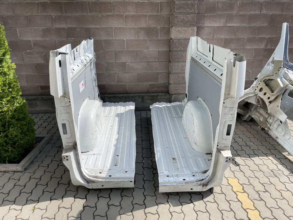 Четверть кузов Mercedes-Benz Sprinter W907 W910 (2018+ спринтер