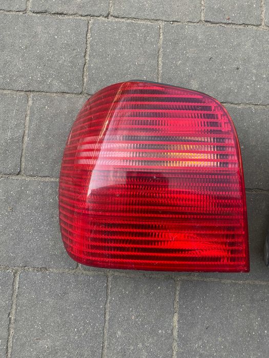 Lampa Lampy tył tylna prawa lewa Polo 6N2 komplet