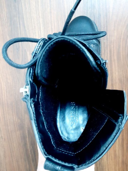 Botas / botins de senhora Guess, mod. FL5GO7ELE10 - Originais