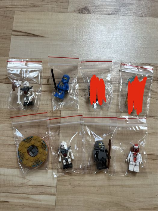 Figurki lego ninjago z akcesoriami