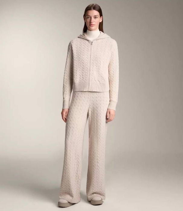 Спортивний костюм від Oysho