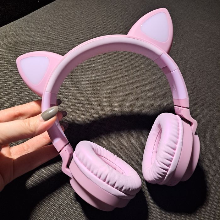 Бездротові навушники з вушками