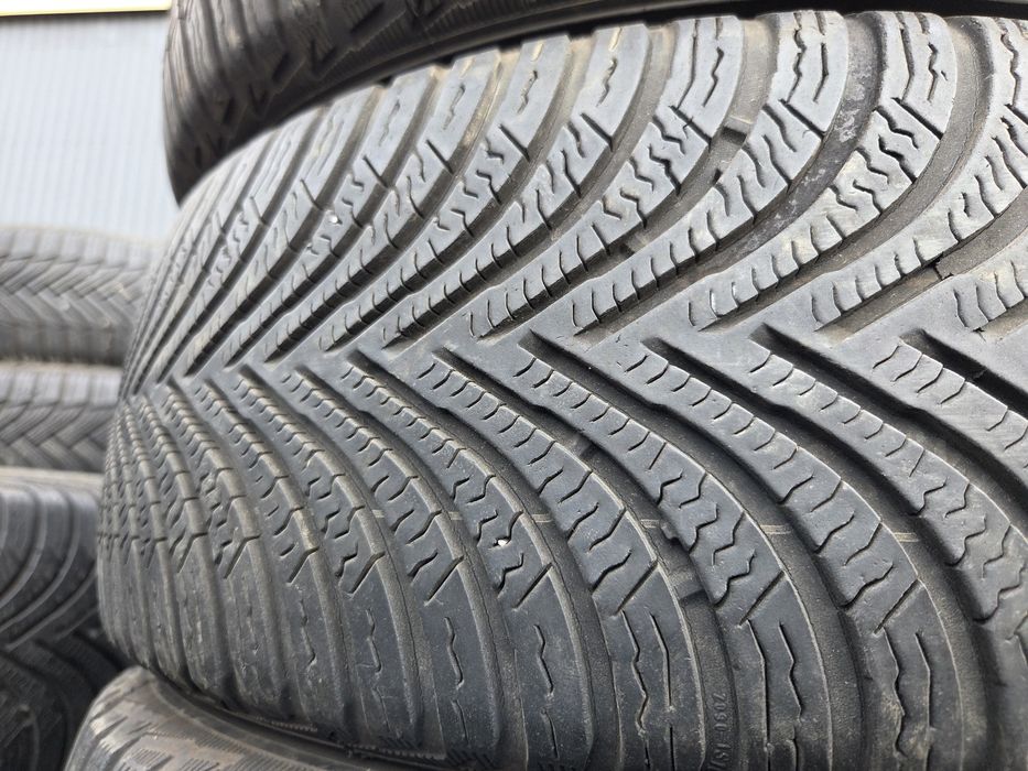 Шини бу 205/55 R16 Michelin
